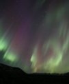 Autor: Pavel Pech - Polární záře na Islandu 15. 3. 2023 ve 23:00 místního času. Lokalita Bláskógabyggð. Všimněte si části Velkého vozu v horní části snímku. Šlo o rozsáhlý jev na celé obloze.