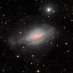 NGC 3521: Galaxie v bublině
