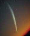 Autor: Britannica: Comet Ikeya-Seki - Kometa Ikeya-Seki