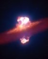 Autor: ESO/L. Calçada - Tato umělecká představa zachycuje hvězdu, která se mění v supernovu. Asi 22 milionů světelných let daleko explodovala supernova SN 2024ggi v galaxii NGC 3621. Pomocí dalekohledu ESO VLT se astronomům podařilo zachytit velmi ranou fázi této exploze (už 26 hodin po prvním zaznamenání supernovy) a odhalit její skutečný tvar - výbuch měl podobu olivy. Jedná se o vůbec první pozorování tvaru výbuchu supernovy v takto rané fázi.