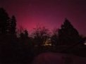 Autor: Jakub Veselý - Polární záře 12. 11. 2025 ze Sloupnice kolem 5:10 SEČ mobilním telefonem