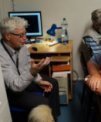 Autor: Jan Štrobl. - Z oslav 55. výročí jindřichohradecké hvězdárny 2016. Zvítal i známý astrofyik Jiří Grygar, se kterým se jako vždy rozproudila vášnivá diskuze.