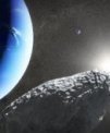Autor: NASA, ESA and J. Olmsted (STScI) - Umělecké ztvárnění měsíce planety Neptun s názvem Hippocamp, který byl objeven pomocí HST v roce 2013