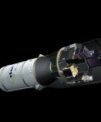 Autor: ESA - J. Huart - Na obrázku je zleva horní stupeň rakety Vega Zefiro-9, dále Attitude Vernier Upper Module (AVUM), který pomáhá umístit náklad na vhodnou oběžnou dráhu a samotný dispenser české firmy S.A.B. Aerospace s družicemi pod aerodynamickým krytem