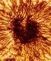 Autor: NSO/AURA/NSF - Detailní snímek sluneční skvrny byl pořízen 28. 1. 2020 novým slunečním dalekohledem Daniel K. Inouye Solar Telescope