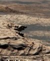 Autor: NASA - Povrch Marsu na snímku z roveru Curiosity