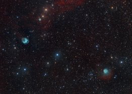 Tři planetární mlhoviny HFG1, Abell6 a Sh2-200