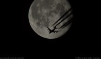 Moon vs. Airbus A380 Autor: Martin Svoboda