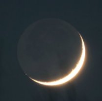 Měsíc stáří 2,5 dne; Švihov; 25.04.2020, 20:30 Autor: Antonín Hušek