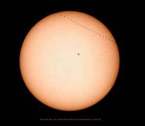 Přechod Merkuru přes Slunce v roce 2003. Autor: Dominique Dierick.