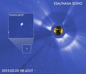 Kometa C/2015 D1 (SOHO) v koronografu sondy SOHO Autor: SOHO, NASA/ESA.