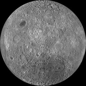 Odvrácená strana Měsíce podle snímků sondy LRO Autor: NASA / GSFC / Arizona State Univ. / Lunar Reconnaissance Orbiter