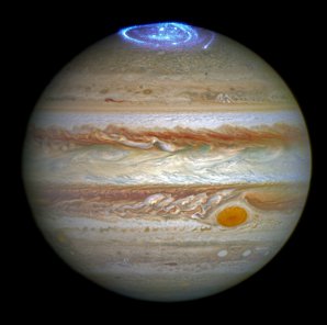 Polární záře na Jupiteru okem Hubbleova teleskopu Autor: spaceflightnow.com