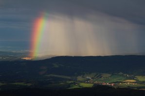 Večerní duha z Boubína, 18. červen 2016. Autor: Roman Szpuk