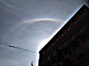 Horní dotykový oblouk a malé halo, Brno 23. 9. 2016. Autor: David Vlk