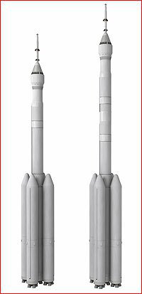 Vizualizace raket Eněrgija-5VR a Eněrgija-5V. Autor: RussianSpaceWeb.com