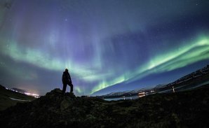 Polární záře v Hvalfjördur, severozápadně od Reykjaviku 27. 3. 2017, čas 22:34 SELČ. Autor: Katarína Sršeňová.