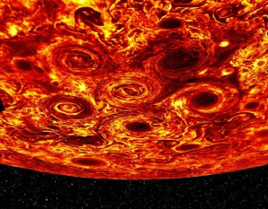 Soustava obřích vírů v okolí jižního pólu planety Jupiter Autor: NASA/SWRI/JPL/ASI/INAF/IAPS