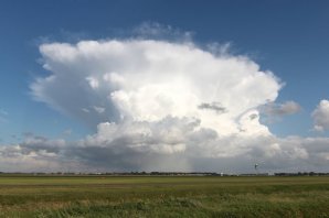 Cumulonimbus s charakteristickým tvarem kovadliny Autor: Shutterstock