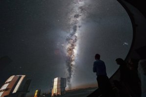Nové planetárium Supernova vám zprostředkuje zdarma zážitek pod noční oblohou na observatořích v Chile. Autor: ESO/P. Horálek