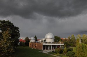 Přeháňka nad hvězdárnou Autor: Hvězdárna Valašské Meziříčí / Jiří Srba