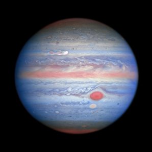 Kombinovaný snímek planety Jupiter pořízený HST v oboru ultrafialového, viditelného a blízkého infračerveného záření Autor: NASA/ESA/A. Simon, NASA’s Goddard Space Flight Center/M.H. Wong, University of California, Berkeley/
