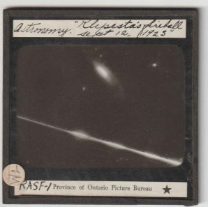 Magic lantern slide of the Klepesta's fireball on 12 Sept 1923 from the Astronomy lab at the University of Regina, Canada Autor: Dr. Martin Beech