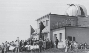 Nušlova hvězdárna při slavnostním otevření Autor: archiv