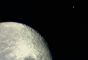 Měsíc a Mars Autor: Zbyněk Šmíd