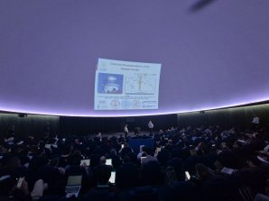 Více než 200 účestníků zcela zaplnilo brněnské planetarium Autor: Michal Zajaček