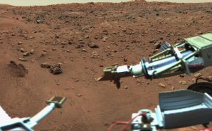 Viking 1: odběr prvních vzorků z povrchu Marsu. Autor: NASA/JPL/Bill Dunford Viking 1: odběr prvních vzorků z povrchu Marsu. Autor: NASA/JPL/Bill Dunford