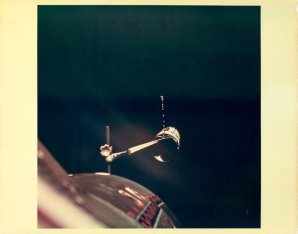 Gemini 11 se přibližuje k Ageně. Autor: stellar-views.com Gemini 11 se přibližuje k Ageně. Autor: stellar-views.com