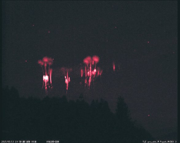 První Red sprites sezony 2015 nad střední Evropou Autor: Martin Popek