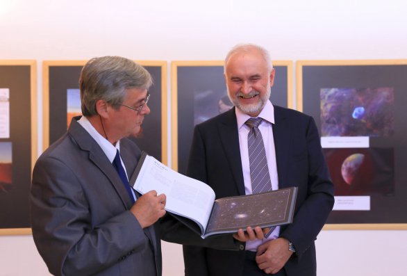 Křest knihy Nebeské perly české a slovenské astrofotografie. Autor: Daniela Rapavá.