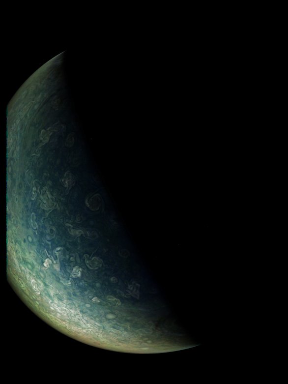 Severní polární oblast Jupiteru z Juno, průlet číslo 7 Autor: NASA/SwRI/MSSS/Gérald Eichstädt