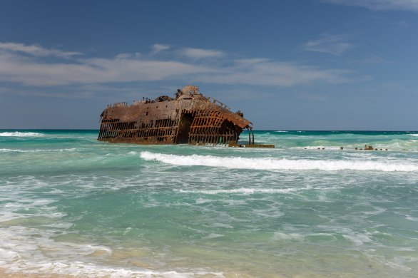 Vrak lodi Santa Maria na severu ostrova Boa Vista. Autor: Petr Horálek.