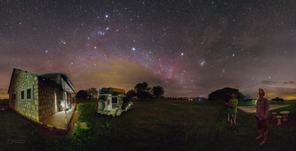 Vyhlížení noční oblohy z kempu Meteorite Rest Camp v Namibii. Foto (z roku 2014): Petr Horálek. Autor: Petr Horálek.