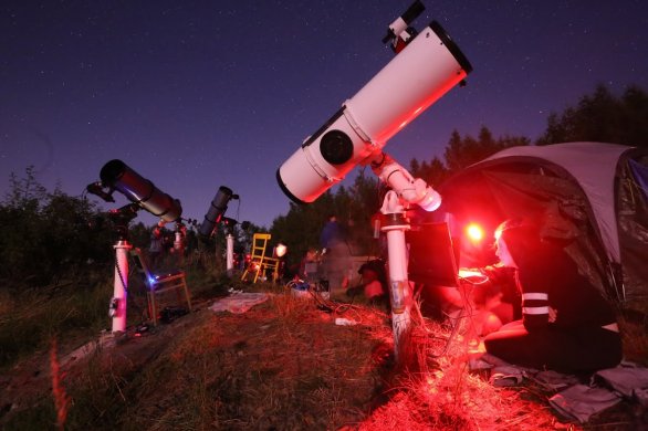 Astronomický tábor Jihlavské astronomické společnosti Autor: Jihlavská astronomická společnost