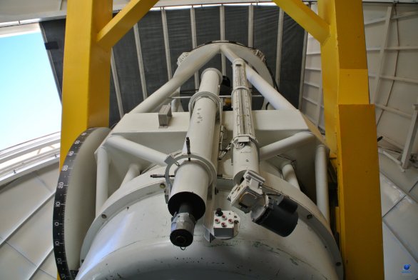 Dalekohled Kuiper (1,54 m) včetně hledáčku a vyvažovacího systému. Mt.Bigelow, Arizona, USA Autor: Zdeněk Bardon