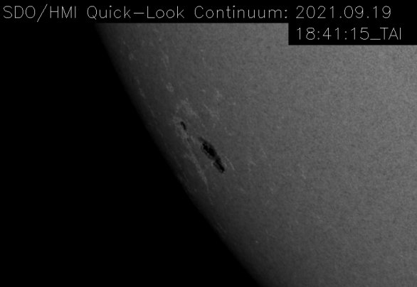 Sluneční skvrny 19. září 2021 Autor: NASA/SDO/HMI