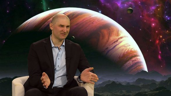 Dr. Marek Skarka hovoří o exolanetách v pořadu Hlubinami vesmíru Autor: TV Noe