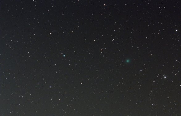C/2023 P1 (Nishimura) a NGC 2392 (Eskymák) Autor: Martin Gembec