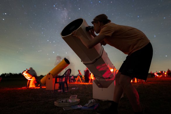 Pozorování tvoří hlavní část programu Astronomické expedice. Autor: Roman Ponča