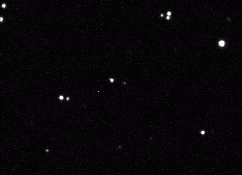 Animace pohybu planetky 2024 YR4 mezi hvězdami z dalekohledu ESO/VLT v Chile Autor: ESO/O. Hainaut et al.