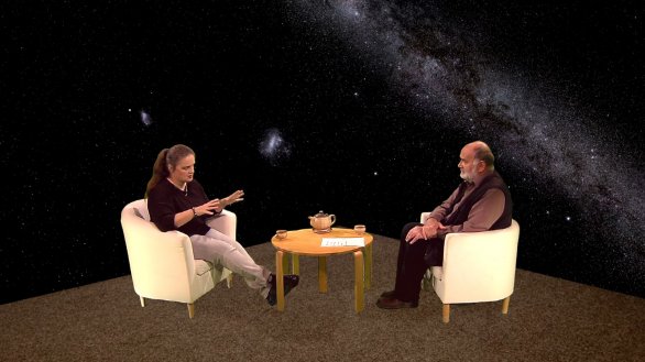 Dr. Soňa Ehlerová v diskuzi s Jindřichem Suchánkem v pořadu Hlubinami vesmíru Autor: TV Noe