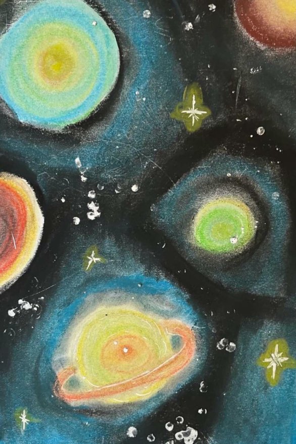 Obrázek „Dětský vesmír“ Viléma Hurbiše 
(1. místo v kategorii výtvarné dílo dětí do 10 let) Autor: Knihovna Mokré
