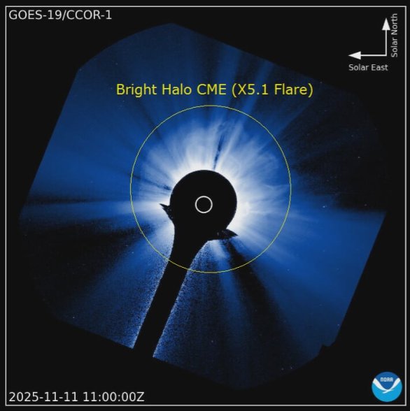 Velmi výrazný oblak plazmatu se vydává k Zemi po erupci X5.1 z 11.11. 2025 Velmi výrazný oblak plazmatu se vydává k Zemi po erupci X5.1 z 11.11. 2025