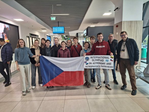 Česká výprava (včetně vedoucích) po příletu na letiště v Iasi Autor: Radka Křížová Česká výprava (včetně vedoucích) po příletu na letiště v Iasi Autor: Radka Křížová