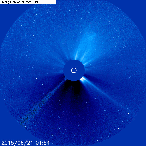 Halový výron koronální hmoty z erupce 21. června 2015. Autor: SOHO/NASA
