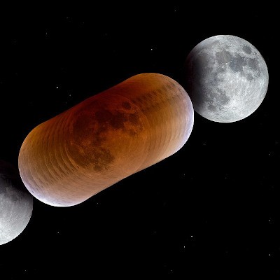 Zatmění Měsíce: Od apokalypsy k úžasu